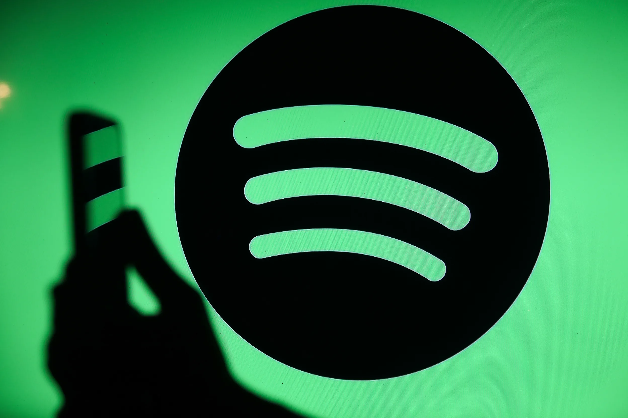 Spotify เตรียมติดป้าย ‘AI Label’ และตัวกรองสแปม สกัดเพลง AI คุณภาพต่ำ